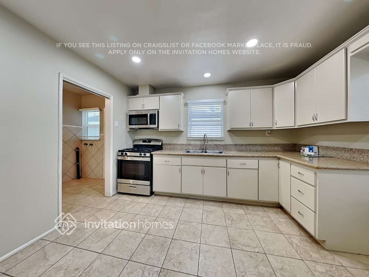 6077 Main St - Photo 6 of 17