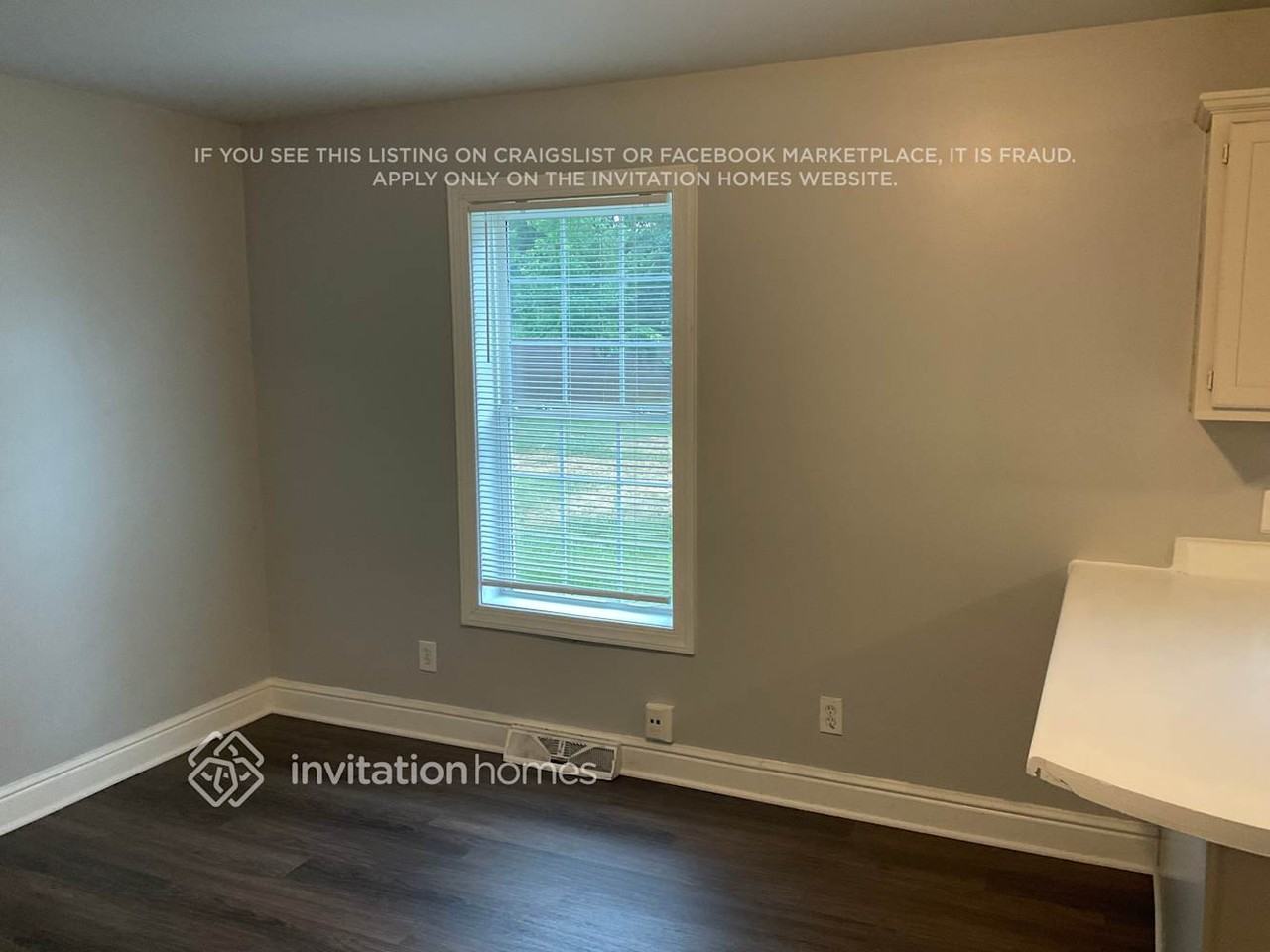 5217 Milhaven Ln - Photo 7 of 16