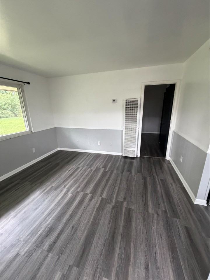 308 Kenbrook Dr #E - Photo 2 of 12
