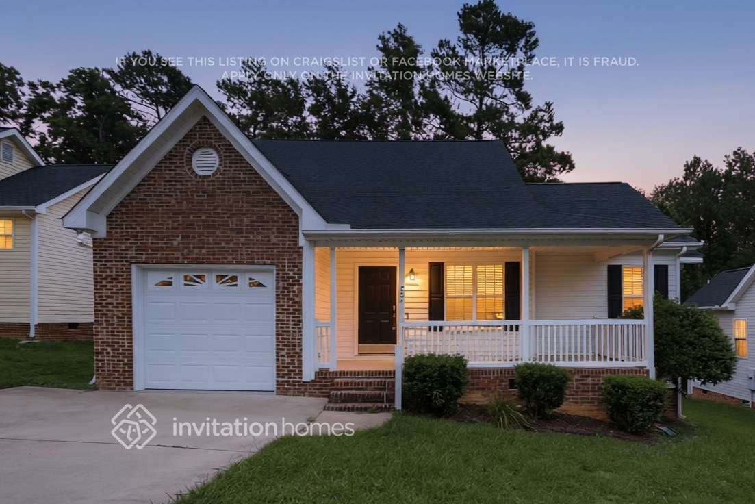 204 Zircon Ln - Photo 4 of 22