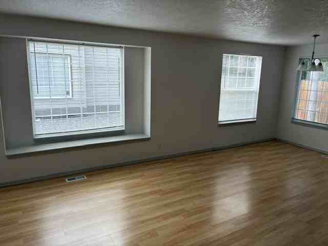 1887 W Overland Rd #101 - Photo 3 of 7