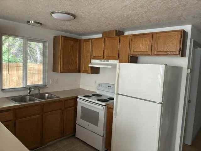 1887 W Overland Rd #101 - Photo 7 of 7