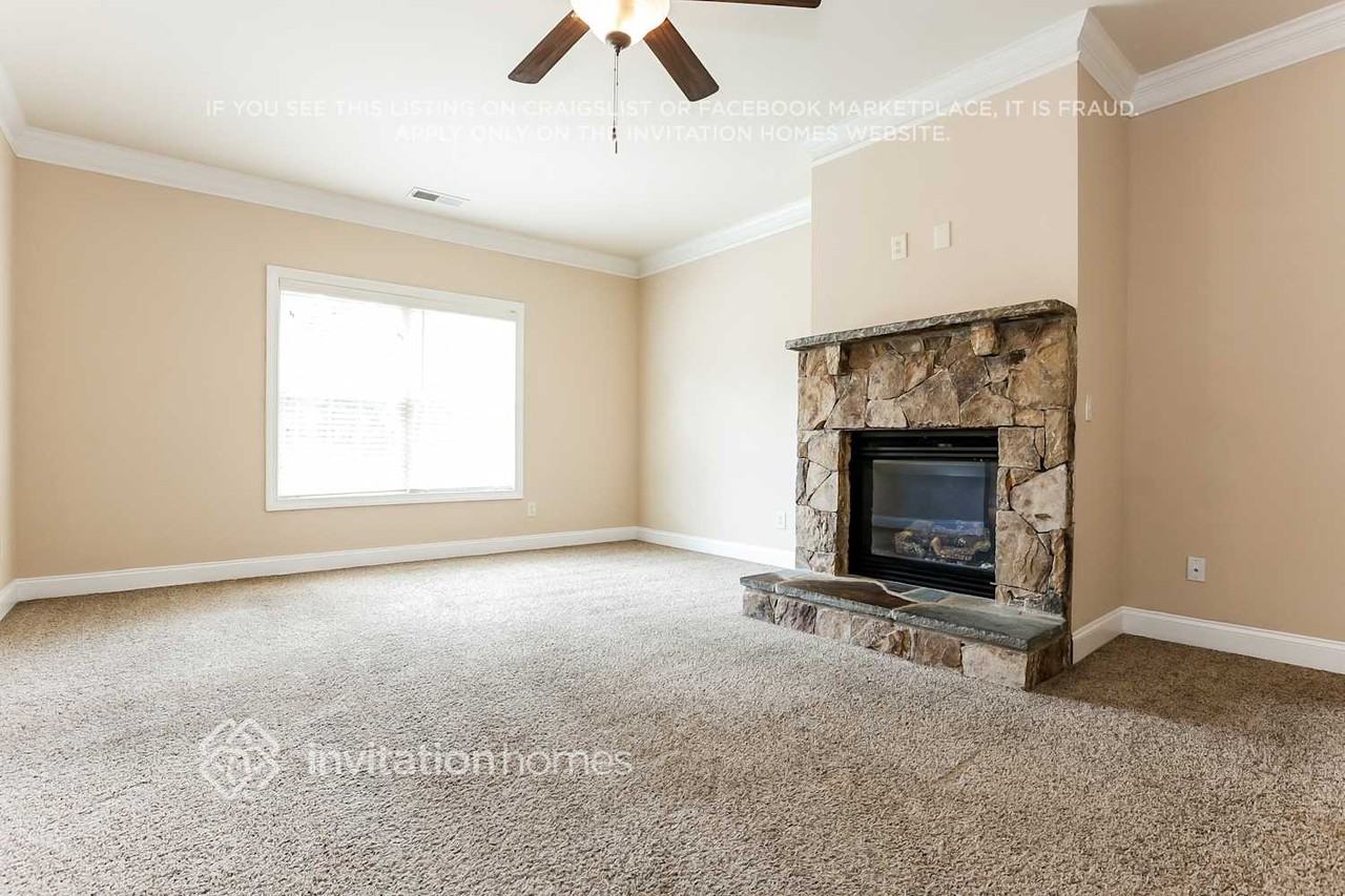2793 Morgan Farm Ct - Photo 4 of 18