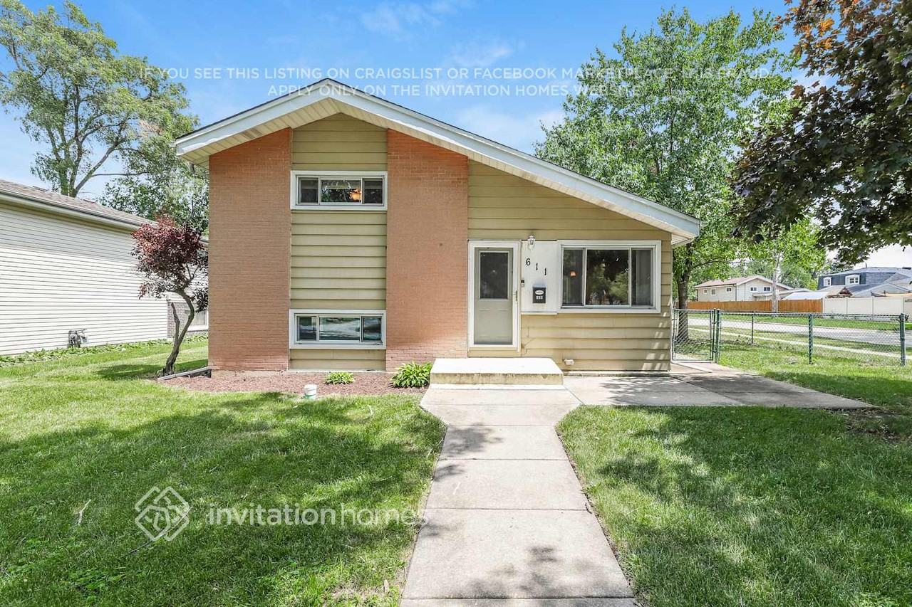 611 N Bierman Ave