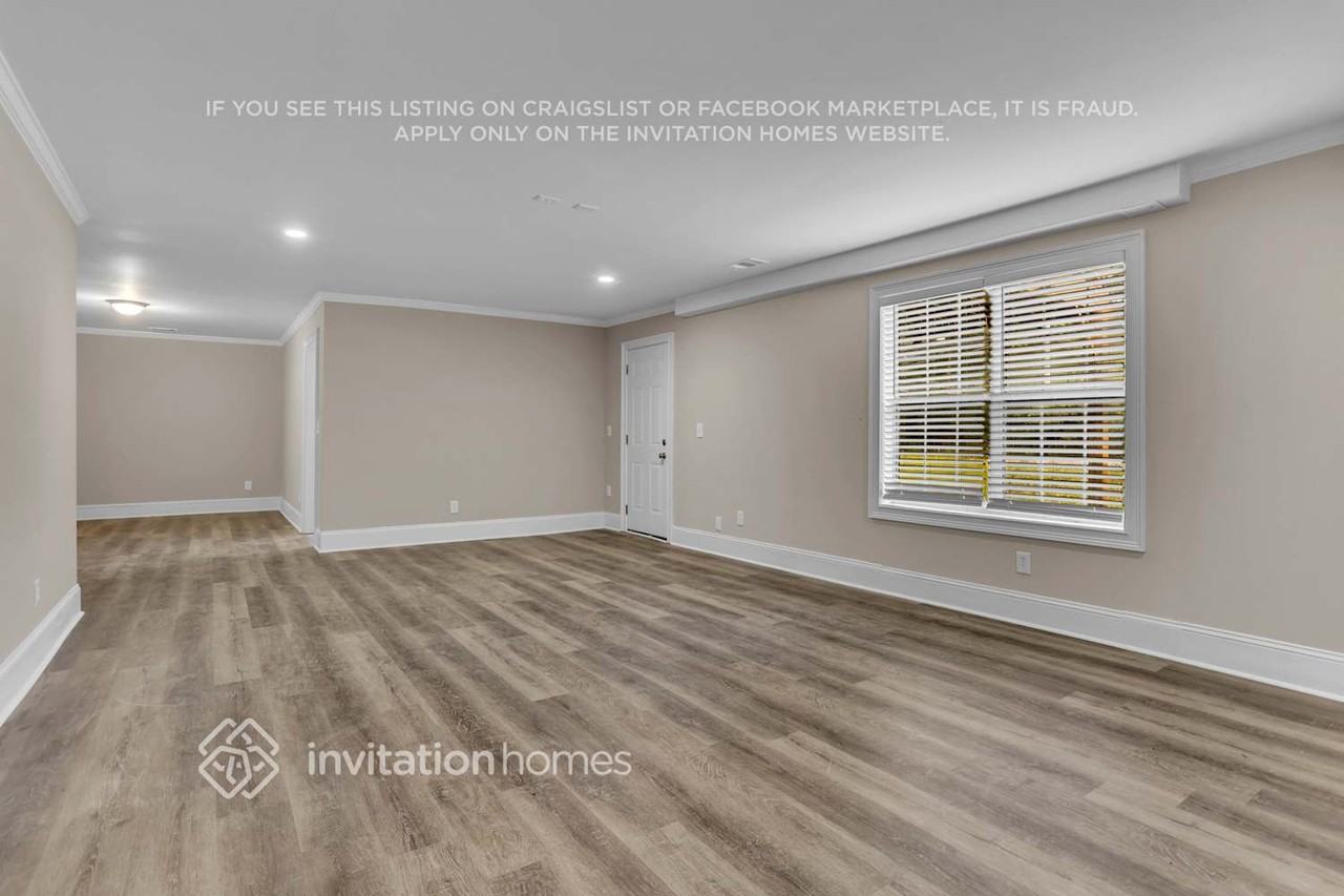 6054 Trailside Cv - Photo 4 of 30