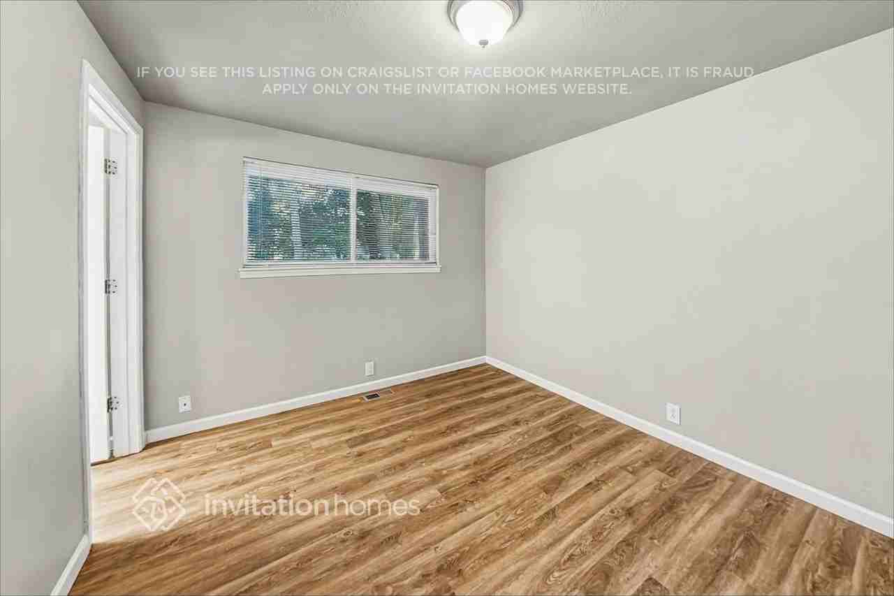 23922 99th Ave S - Photo 6 of 19