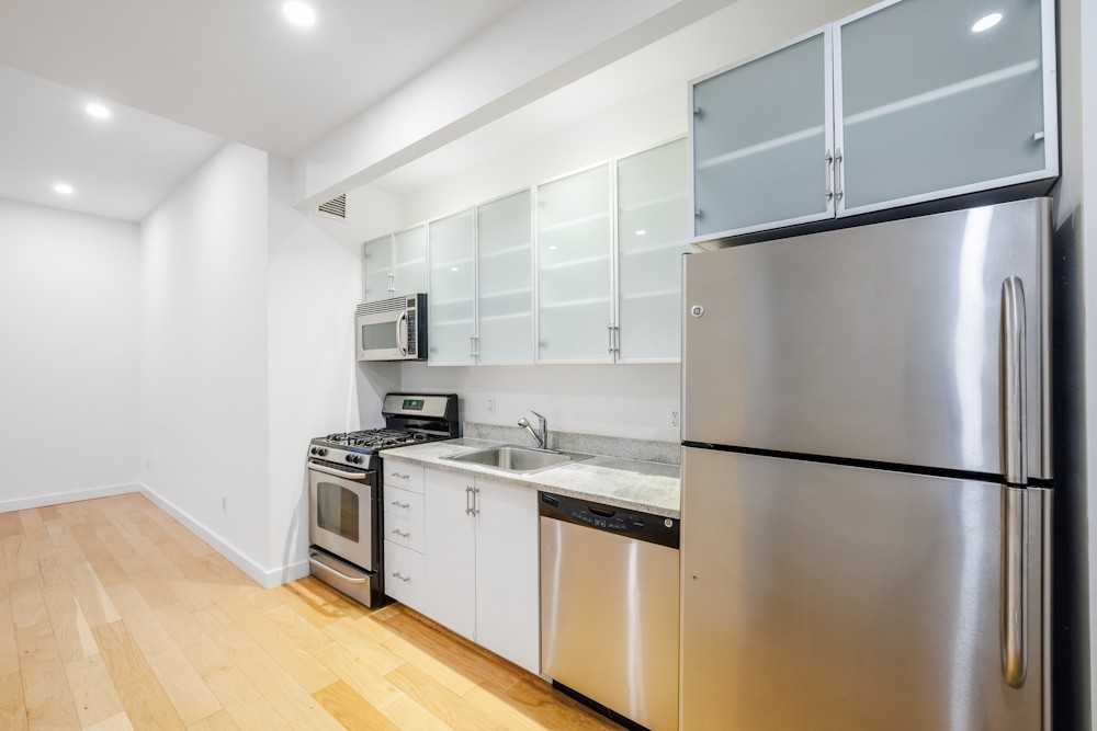 43 Exchange Pl #Q - Photo 5 of 11