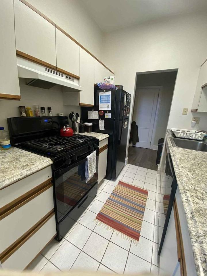 N Main St #306