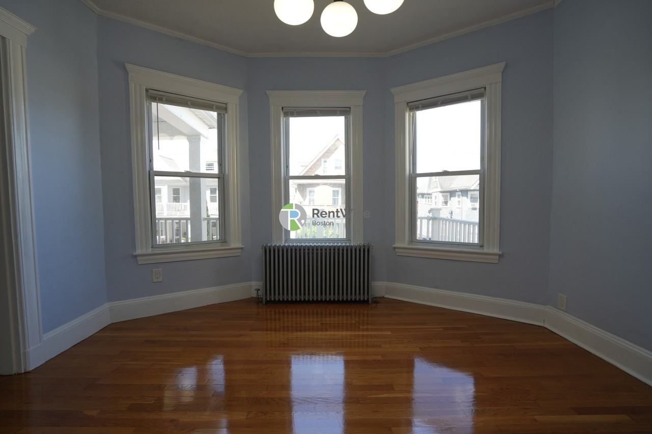 129 Draper St #1 - Photo 5 of 27