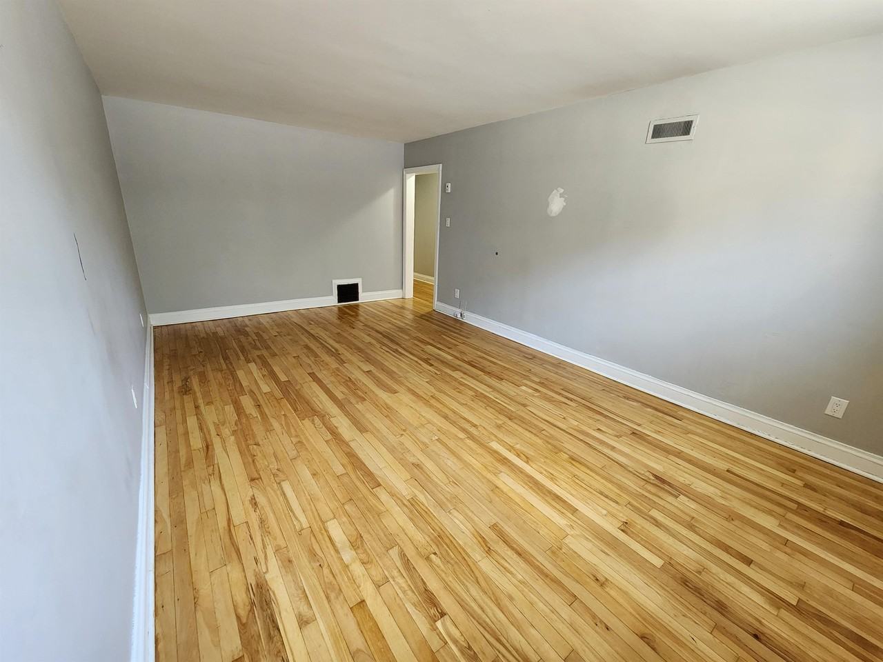 400 Second Avenue - Photo 6 of 9