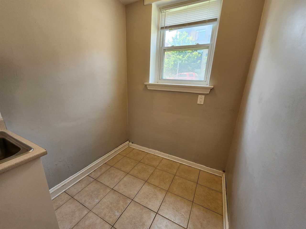 400 Second Avenue - Photo 4 of 9