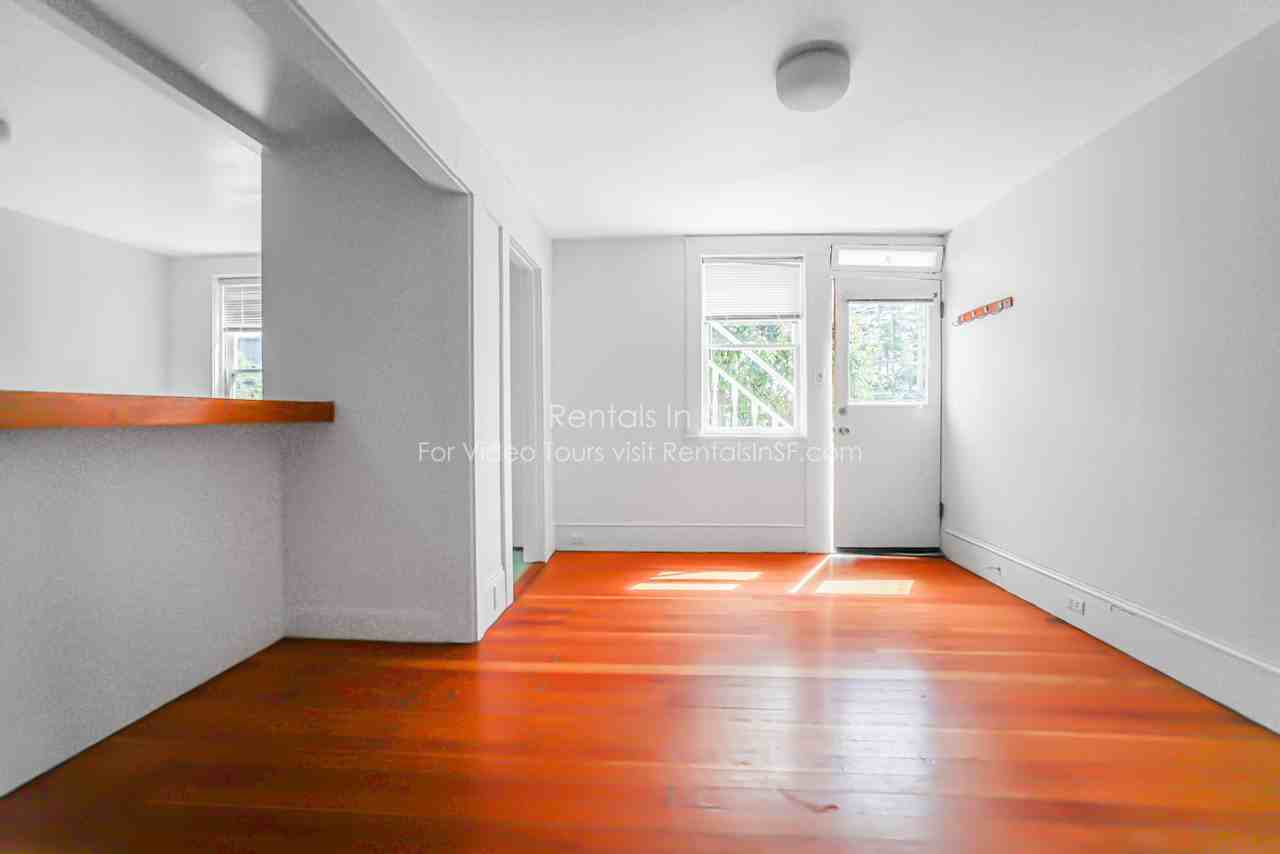 216 Hoffman Ave - Photo 5 of 17