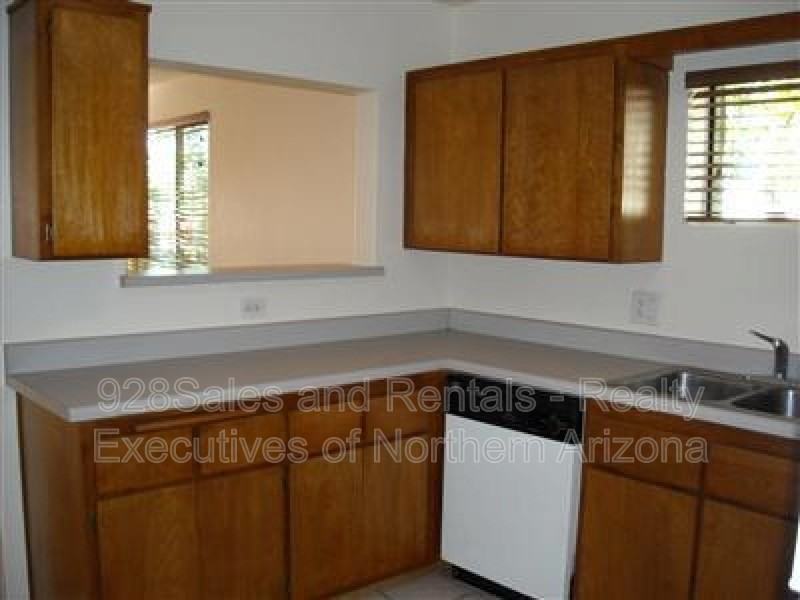 806 W Coconino Ave - Photo 5 of 9