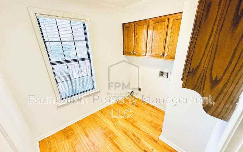 5682 Richburg Ave - Photo 5 of 14