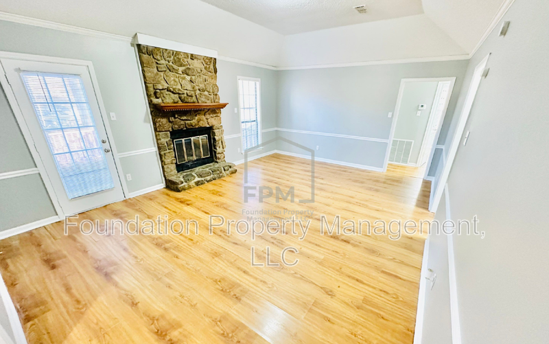 5682 Richburg Ave - Photo 6 of 14