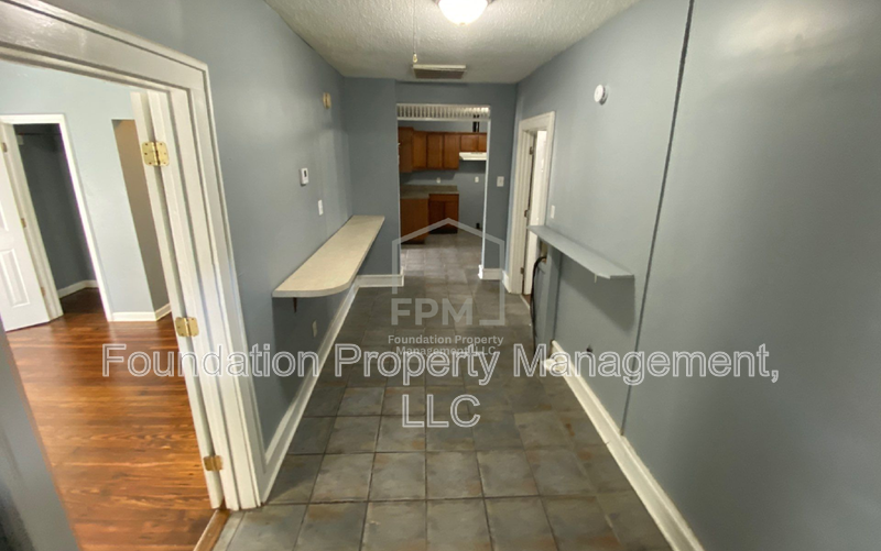 3563 Rockwood Ave - Photo 5 of 18