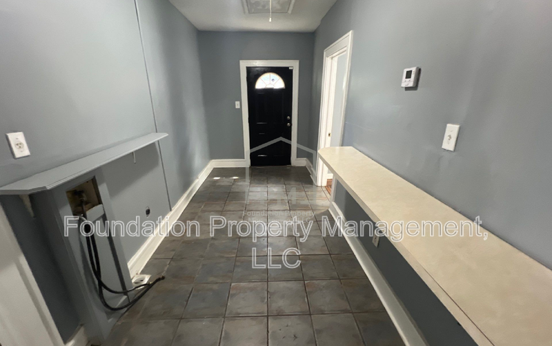 3563 Rockwood Ave - Photo 6 of 18