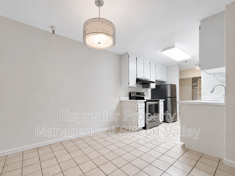 400 Ortega Ave #211 - Photo 7 of 23