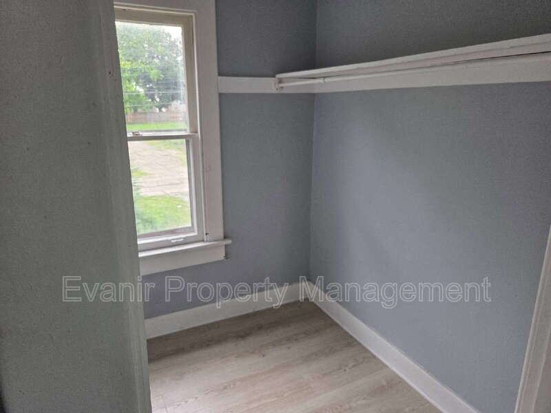 626 Pritz Ave - Photo 5 of 7