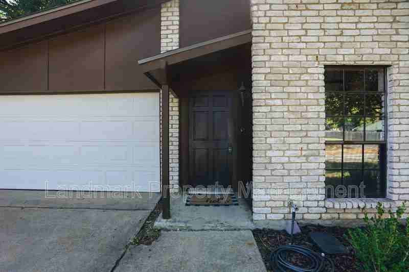 2711 Treeview Dr - Photo 6 of 28