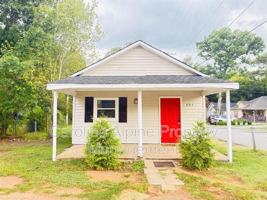featured image of 401 S Gray St