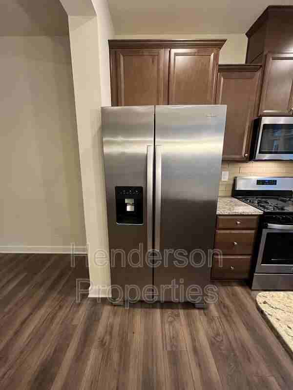 9254 Glenburn Ln - Photo 6 of 22