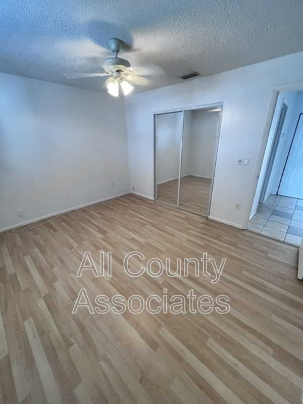 6431 Drexel Dr #8 - Photo 4 of 17