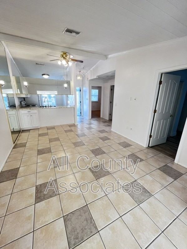 6431 Drexel Dr #8 - Photo 6 of 17