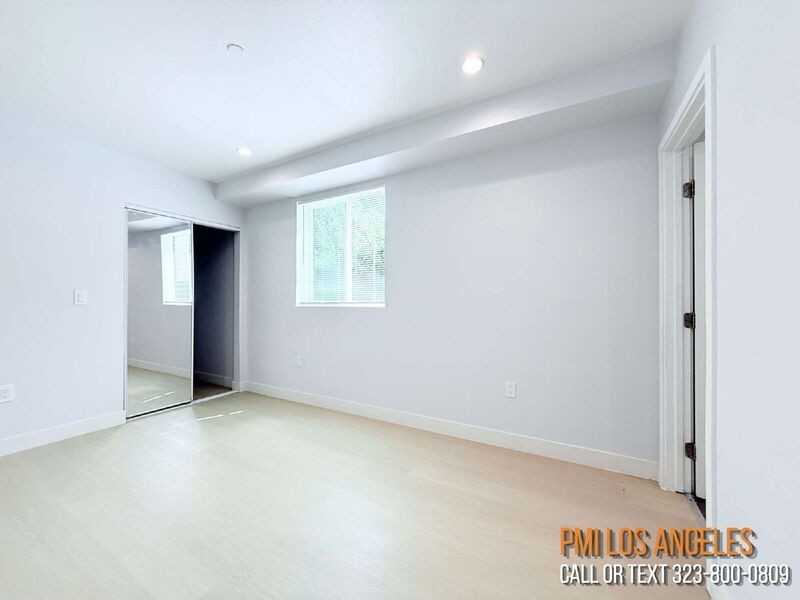 206 E 87th St - Photo 2 of 11
