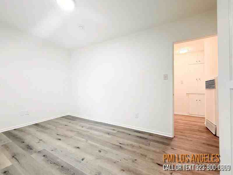 10565 Camarillo St - Photo 6 of 22