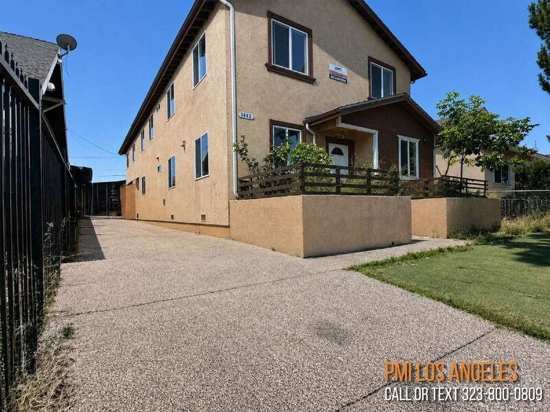 1440 E 42nd St - Photo 2 of 20