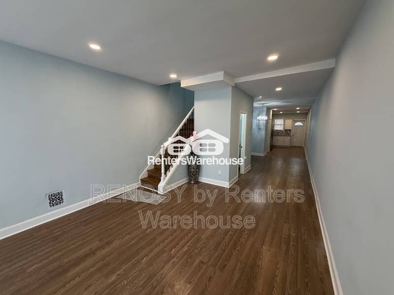 2033 N Fulton Ave - Photo 5 of 23