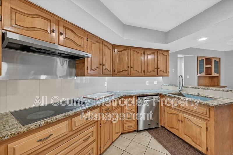 1503 Northridge Dr - Photo 5 of 16