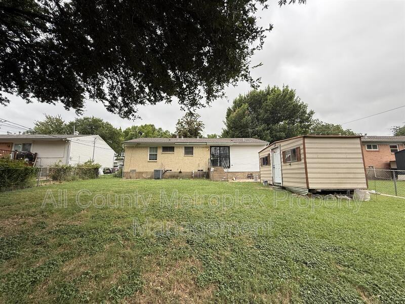 2577 Brandywine Dr - Photo 6 of 6