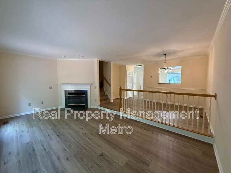 9417 Steeple Ct - Photo 7 of 22