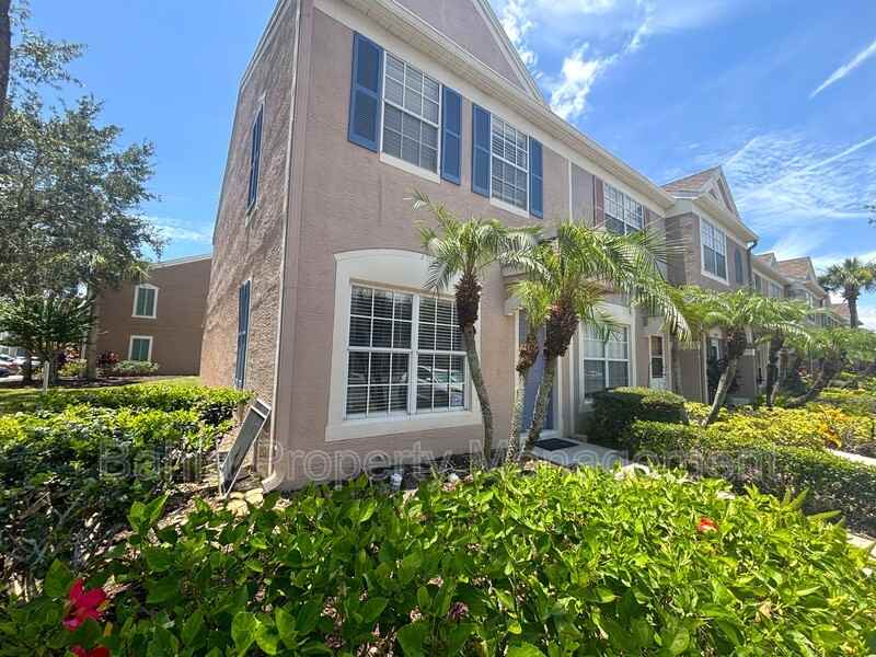 6235 Bayside Key Dr - Photo 2 of 16