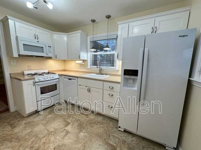 35 Olivette Rd - Photo 5 of 38
