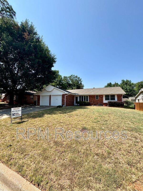 405 Walnut Ave - Photo 3 of 22