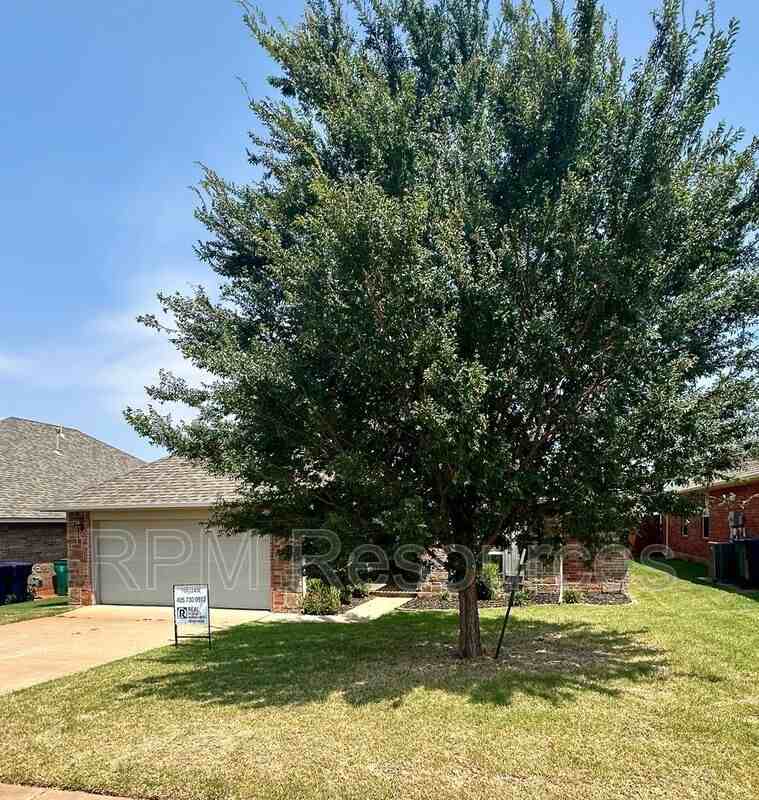 6705 Nw 159th St - Photo 4 of 26