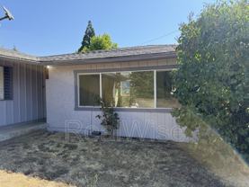 3028 Ne Douglas Ave - Photo 1 of 1