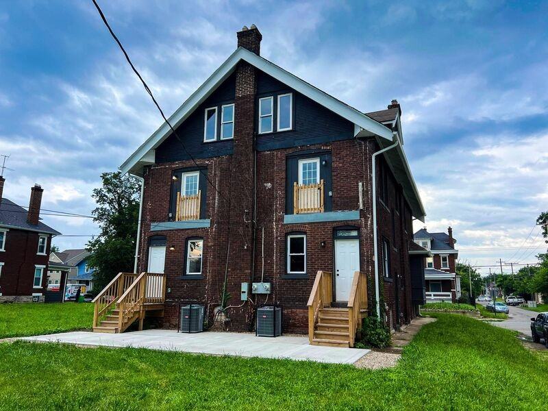 927 S Champion Ave - Photo 2 of 26