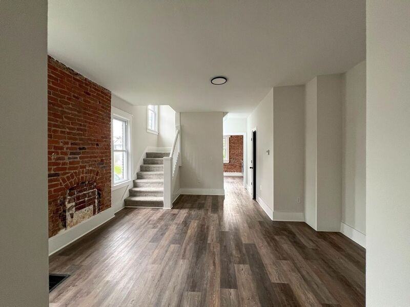 927 S Champion Ave - Photo 5 of 26