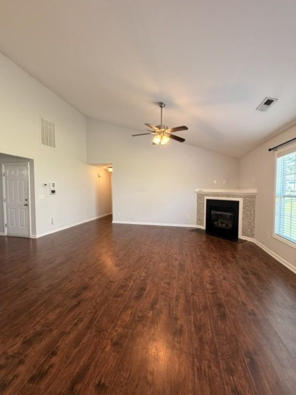 925 Corison Loop - Photo 5 of 29