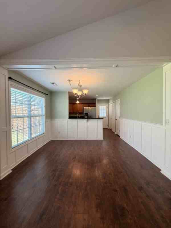 925 Corison Loop - Photo 6 of 29