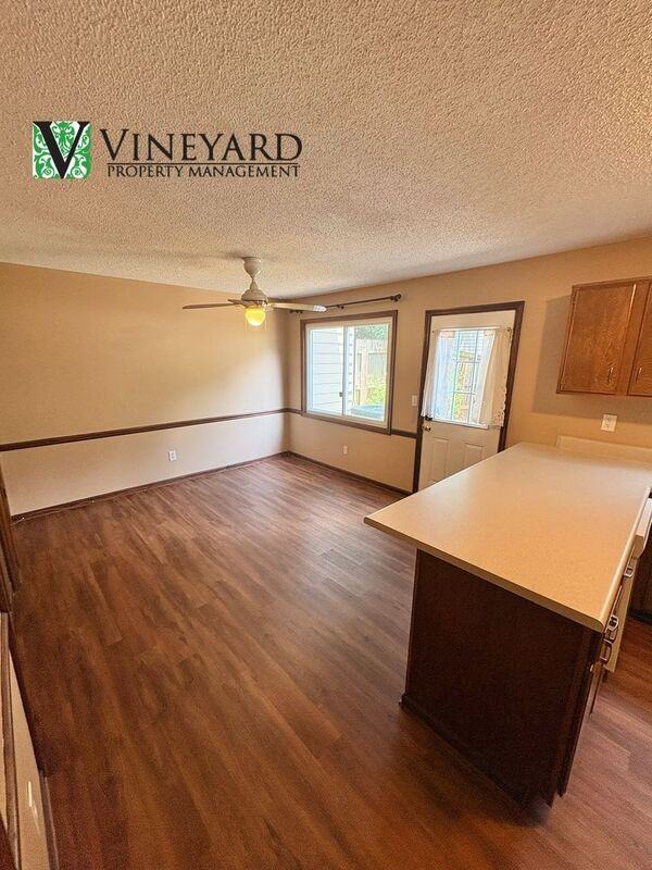 1065 Sand Wedge Cir Nw - Photo 7 of 24