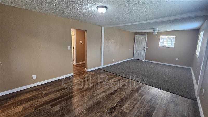 2903 N Smith St - Photo 7 of 27