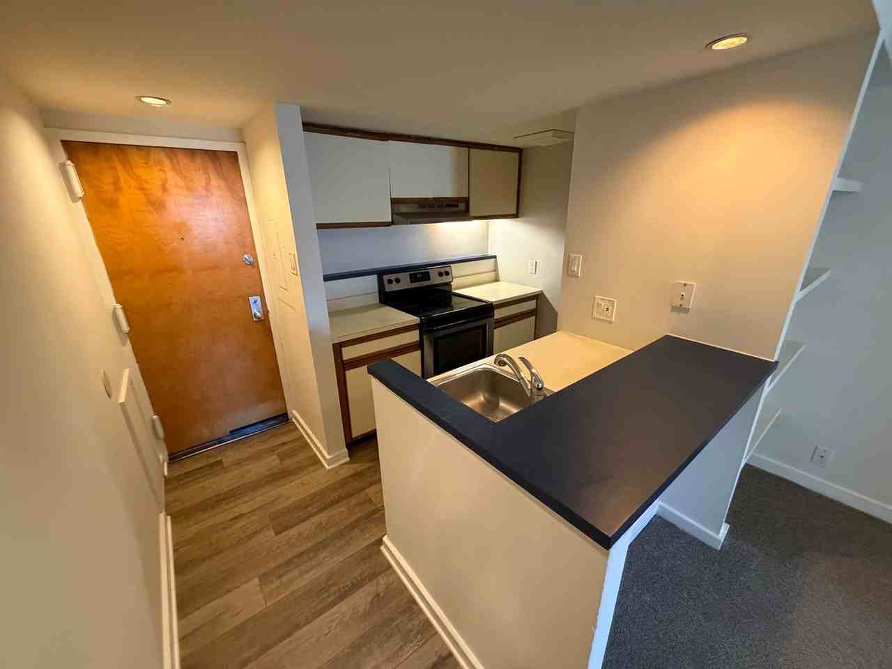 24 S Bank St #403 - Photo 6 of 20