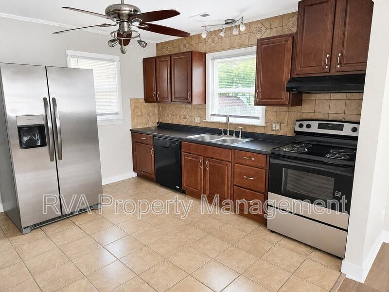 4812 Gilmour Rd - Photo 6 of 14
