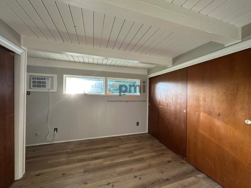 515 Bies St - Photo 7 of 11