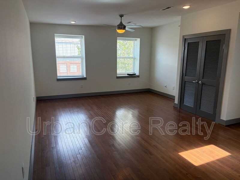 1400 N Arthur Ashe Blvd #208 - Photo 2 of 21
